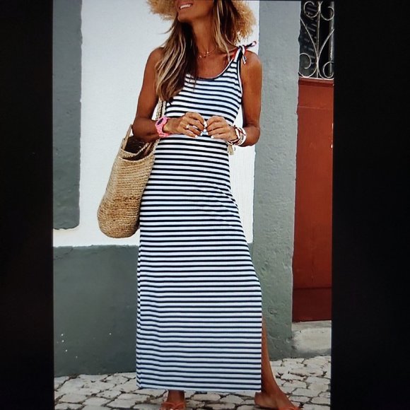 ⭐HOST PICK⭐ 083. Blue Striped Lace-up Straps Sleeveless Maxi Dress Size M - Picture 2 of 10
